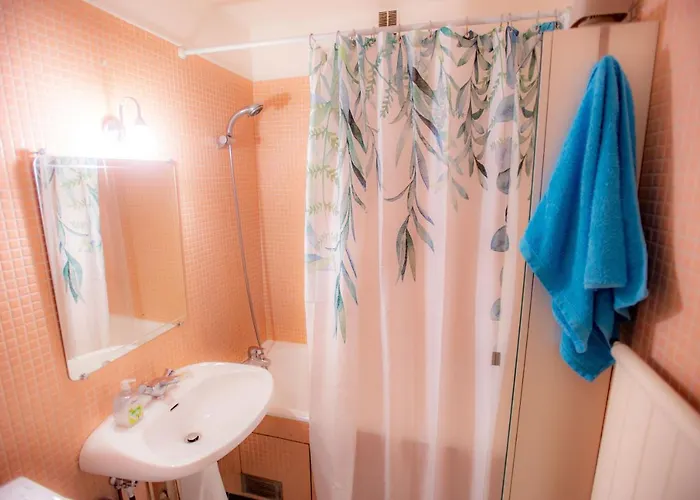 Charming With Balcony Appartement *